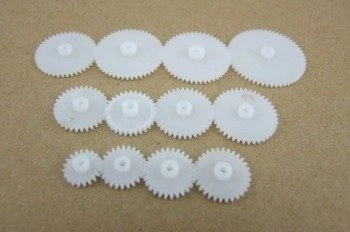 Set of 12 gears and pinions - for electric motors